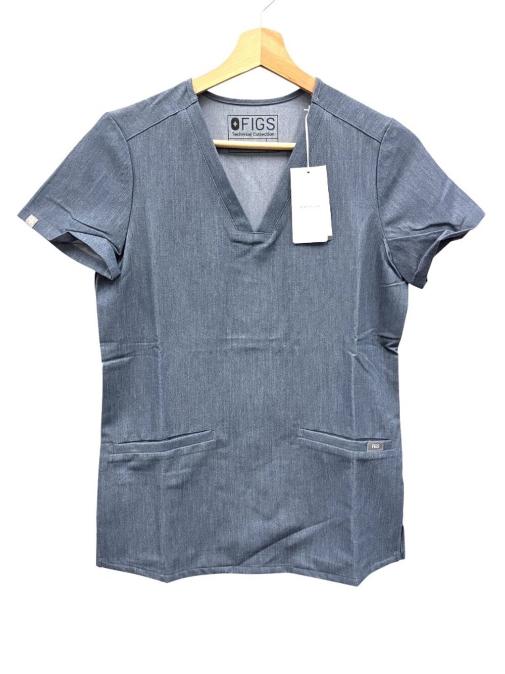 NEW Figs Casma Three Pocket Scrub Top in Heather Denim Size Small